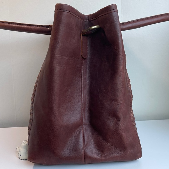 Artisan Woven Genuine Leather Tote Crossbody Bag - Picture 5 of 17